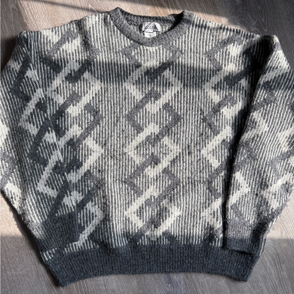 Vintage knitted wool sweater